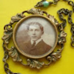 Meet your Posher, Maya